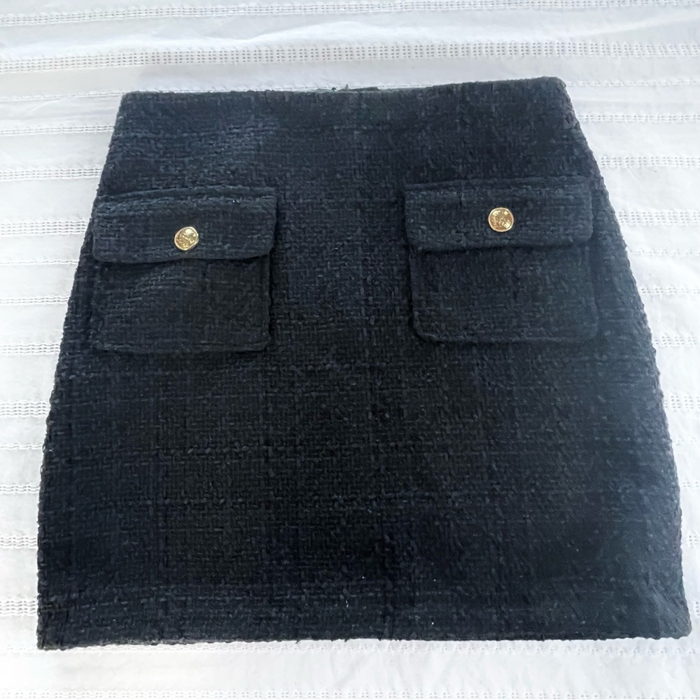 New Black Tweed Skirt size 10